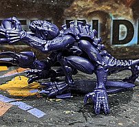 Genestealer (Looking Upwards)