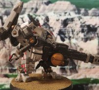 Tau Empire XV88 Broadside Battlesuit